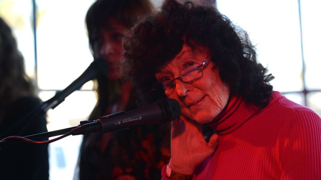 Linda Perhacs Found Safely, Manager Says Linda Perhacs Found Safely, Manager Says