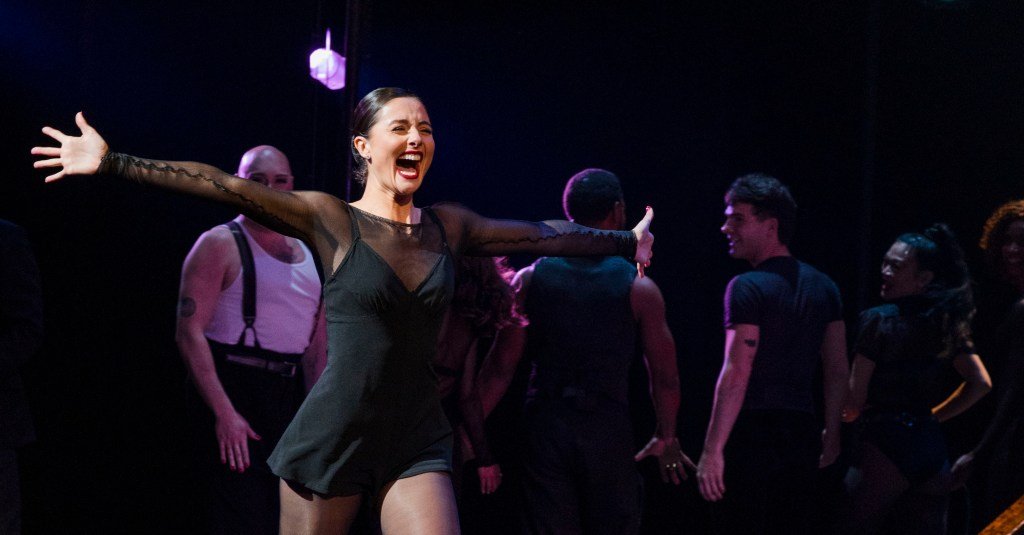 Chicago Sells Out With Arrival Of Ex-Cowboys Cheerleader Reece Weaver – Broadway Box Office Chicago Sells Out With Arrival Of Ex-Cowboys Cheerleader Reece Weaver – Broadway Box Office