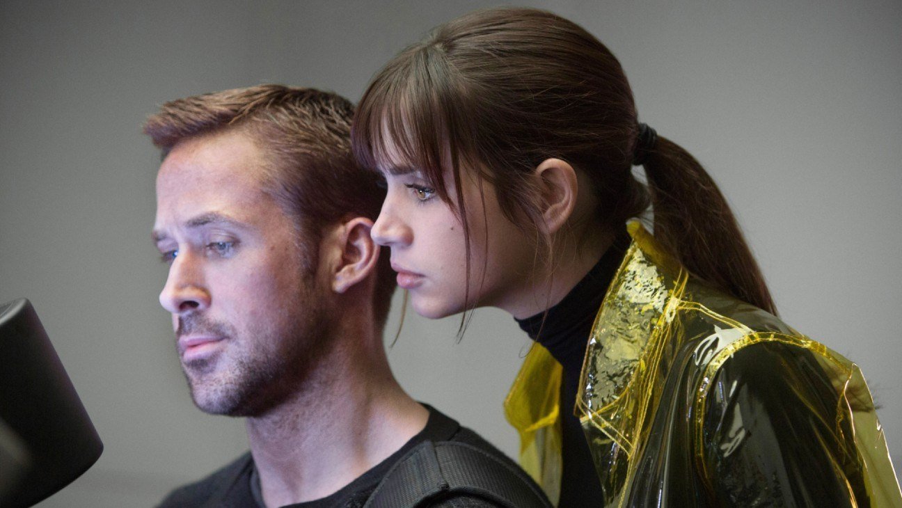 Ryan Goslings Blade Runner 2049 Coat Among 300 Items Set for Auction From Sequel (Exclusive) Ryan Goslings Blade Runner 2049 Coat Among 300 Items Set for Auction From Sequel (Exclusive)
