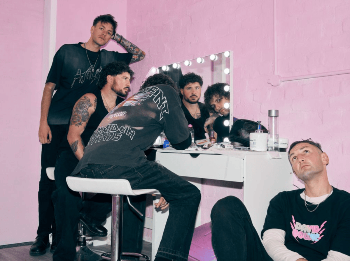 The Now Turn Up the Eighties on New Single Did You Miss Me? The Now Turn Up the Eighties on New Single Did You Miss Me?