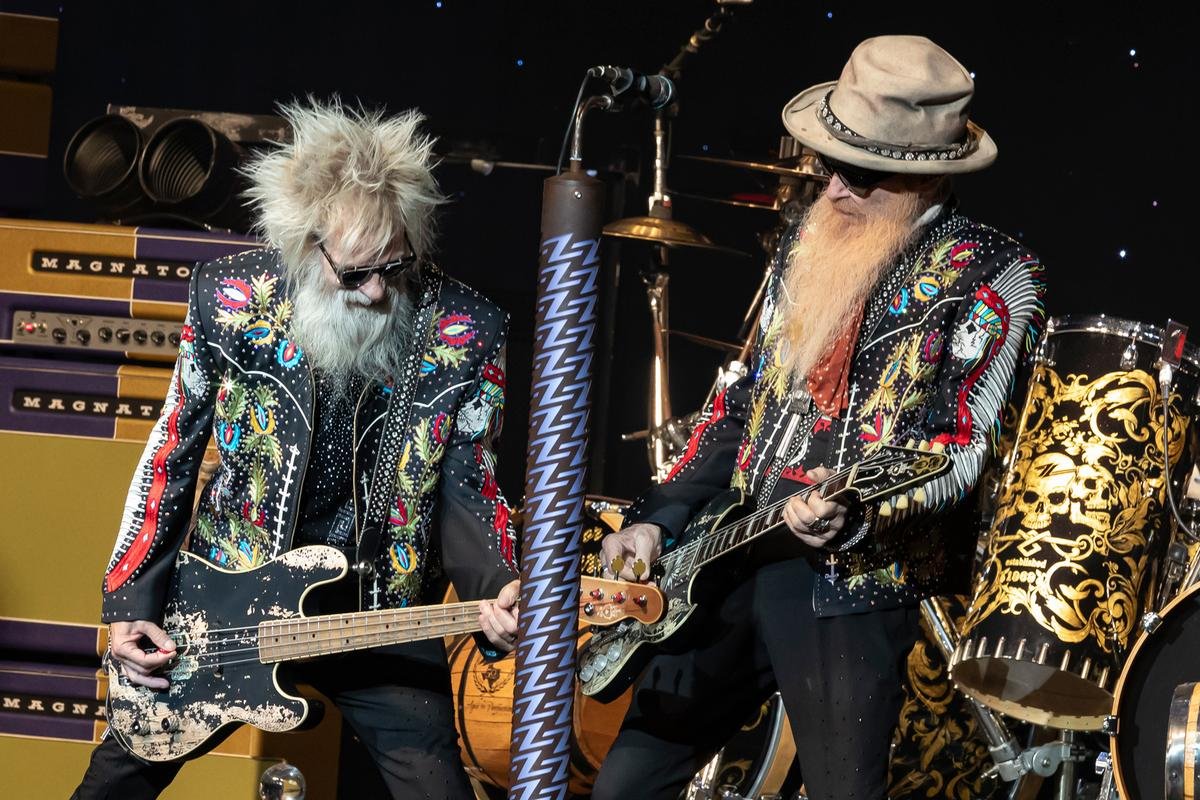 ZZ Top Will Keep Touring After Frank Beards Death, Per the Drummers Wishes ZZ Top Will Keep Touring After Frank Beards Death, Per the Drummers Wishes