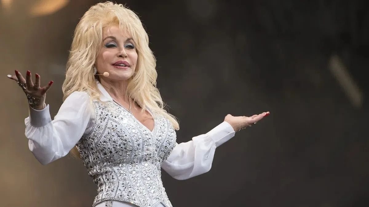 In Lieu of a Public Memorial, Dolly Parton Wanted a Big Party. Her Estate Is Following Through on Those Wishes In Lieu of a Public Memorial, Dolly Parton Wanted a Big Party. Her Estate Is Following Through on Those Wishes